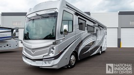 Similar Result : 2024 Fleetwood Discovery Lxe 40M Thumbnail